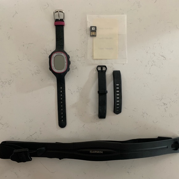 Garmin FR70 Pink Watch with Heart Rate Monitor and ANT stick - Picture 3 of 10
